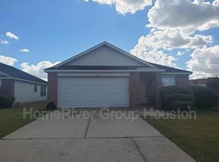 5210 Ginseng Dr, Baytown, TX 77521