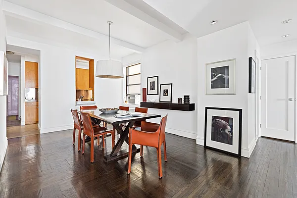 Sold by Compass | media 3