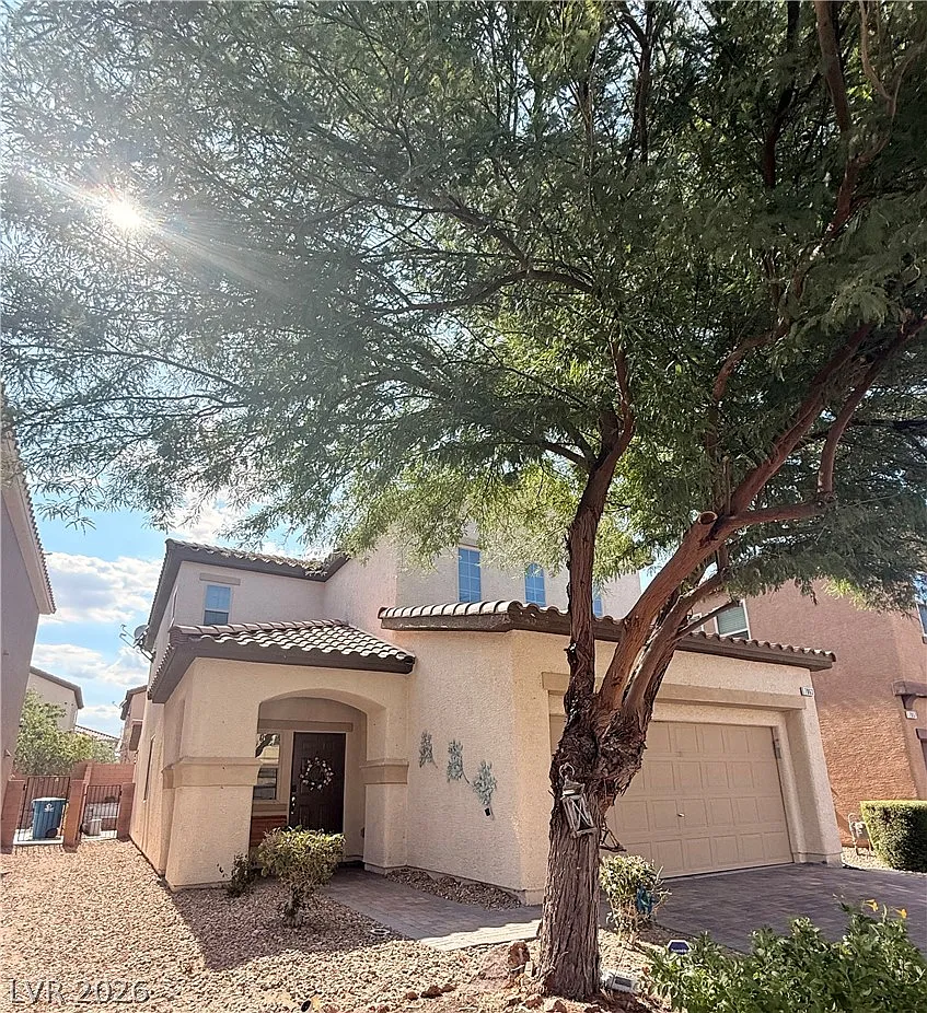 4 bed, 3.5 bath, 2231 sqft, $2,550 — Photo 1