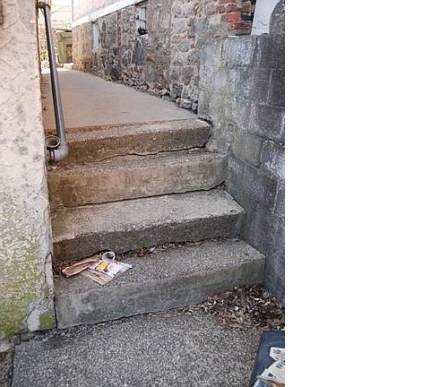 2nd image of 27 Tobins Ln