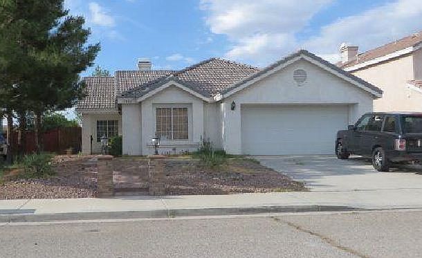 1st image of 15482 Doheny Ln