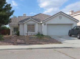 15482 Doheny Ln, Victorville, CA 92394