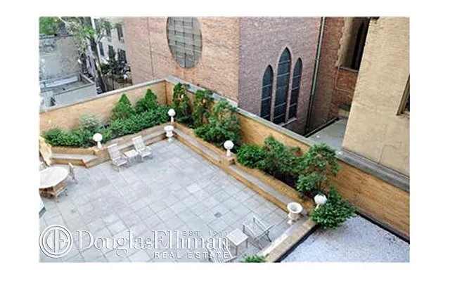 Rented by Douglas Elliman | media 14