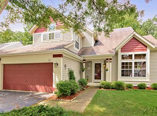 1347 London Ct, Grayslake, IL