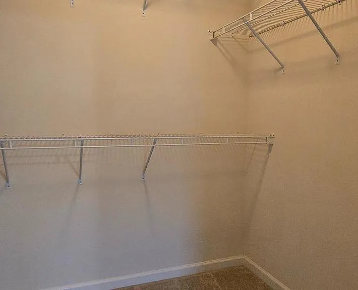 22614 Welborne Manor Sq — Photo 25