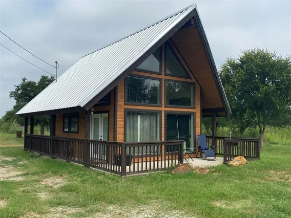 988 Withers Rd, Mineral Wells, TX 76067