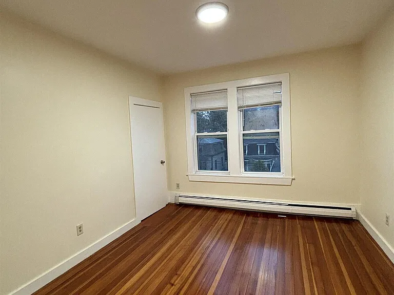 66 Pleasant St #2 — Photo 6