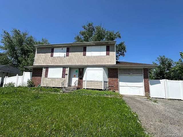 1st image of 190 Burlington Avenue
