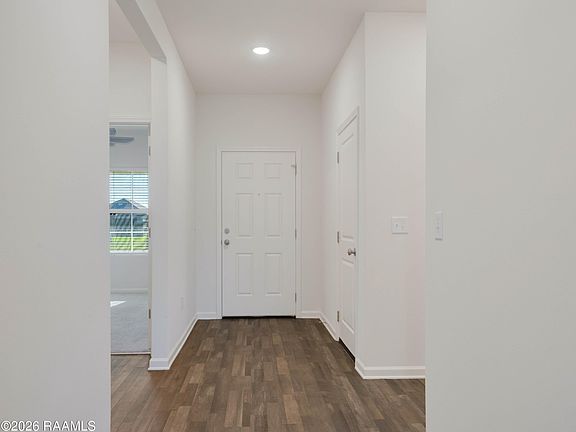 3rd image of 719 Timberstone Dr