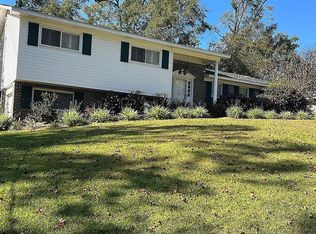 109 Spring Dr, Fairhope, AL 36532