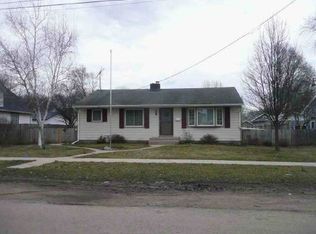 238 W Harrison St, Belvidere, IL 61008
