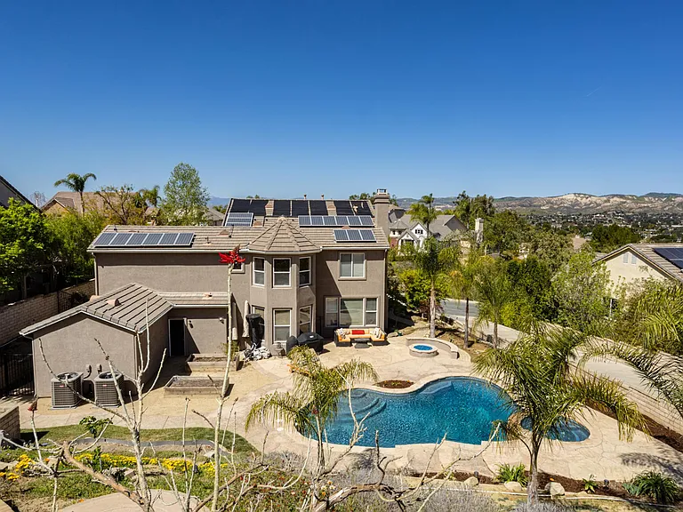 2636 Rudolph Dr — Photo 22