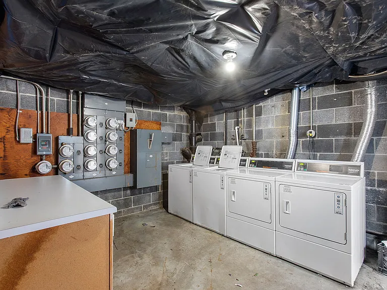 2602 Grove Ave #3 — Photo 5