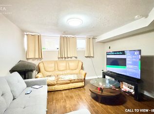 299 Banff Ave #1, Oshawa, ON L1J1L7