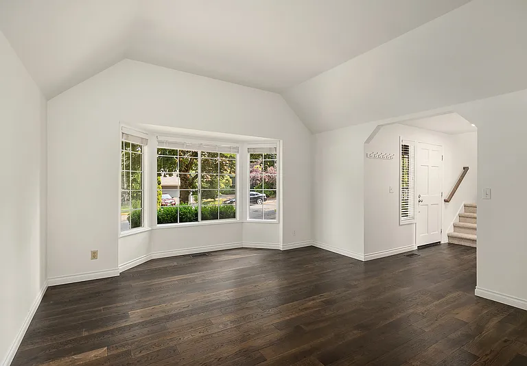 24105 SE 42nd St — Photo 11