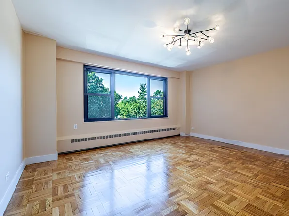 3850 Sedgwick Avenue image 5 of 23