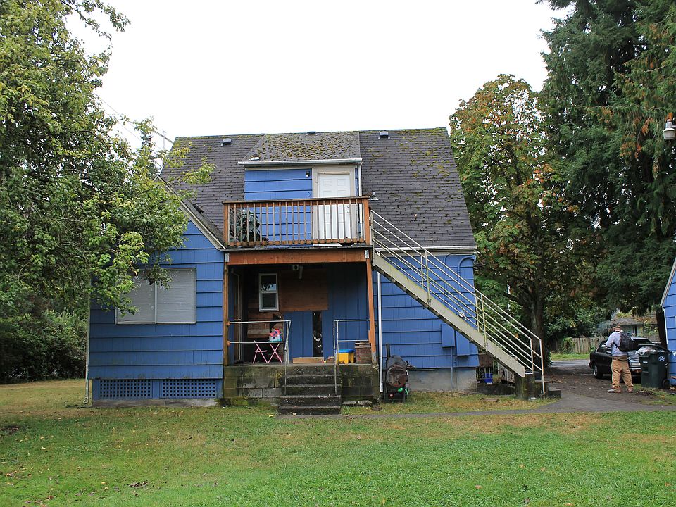 1st image of 401 116th St S APT C