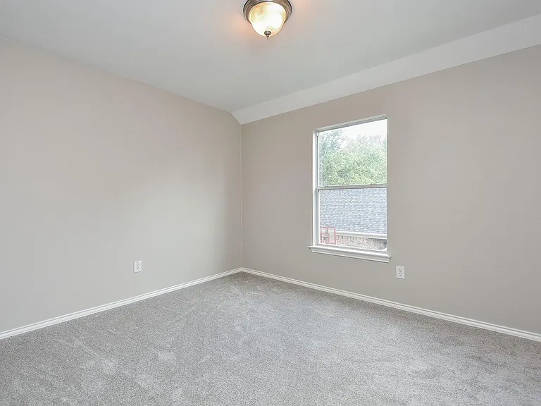 3935 Carters Lake Dr — Photo 24
