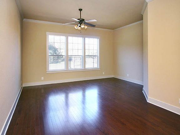 5th image of 104 Village Park Dr