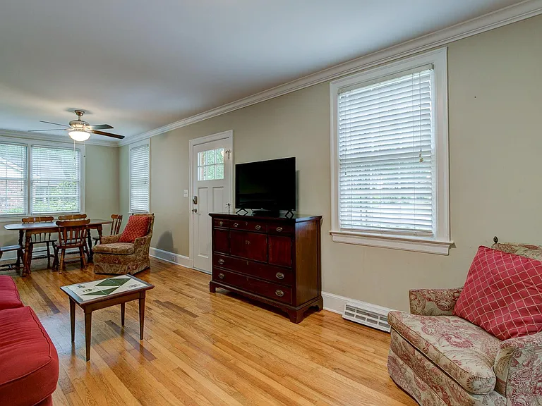 1514 Lakeview Ave — Photo 27