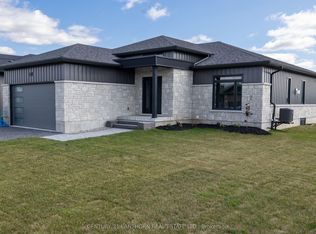 60 Hastings Park Dr, Belleville, ON K8P5G4