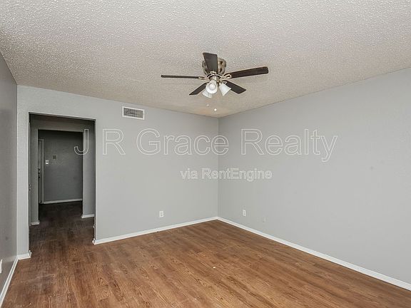2nd image of 5933 Shadydell Dr
