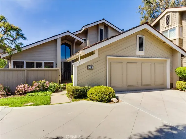 28 Pinewood, Irvine, CA 92604