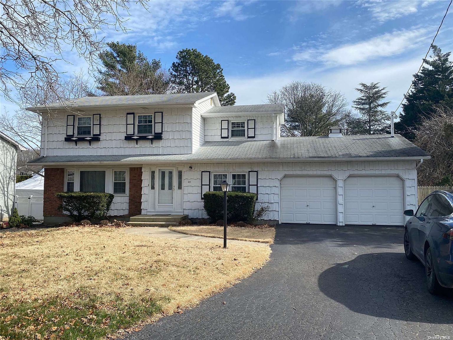 23 Denise Lane, Hauppauge, NY 11788 Zillow