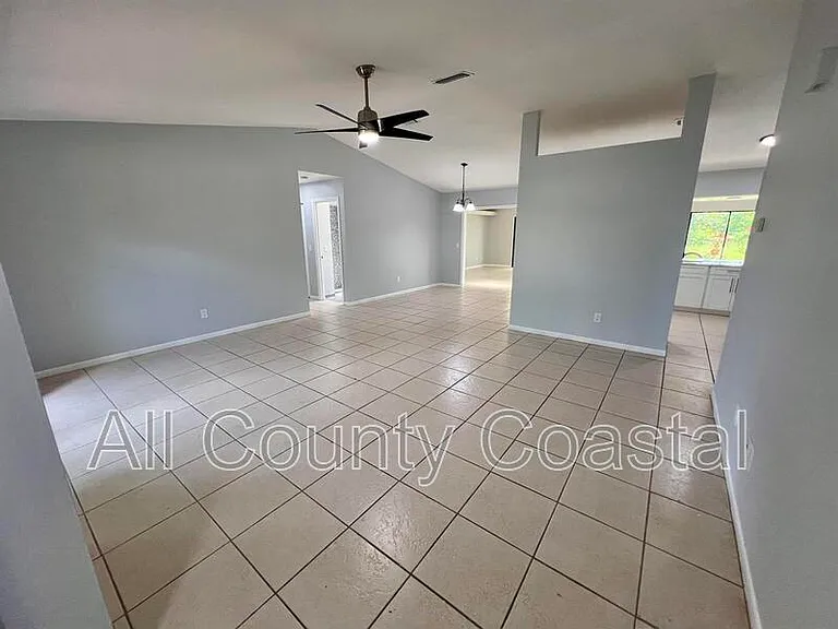 2617 SW Chestnut Ln — Photo 7
