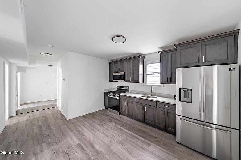 5th image of 619 Seneca Street