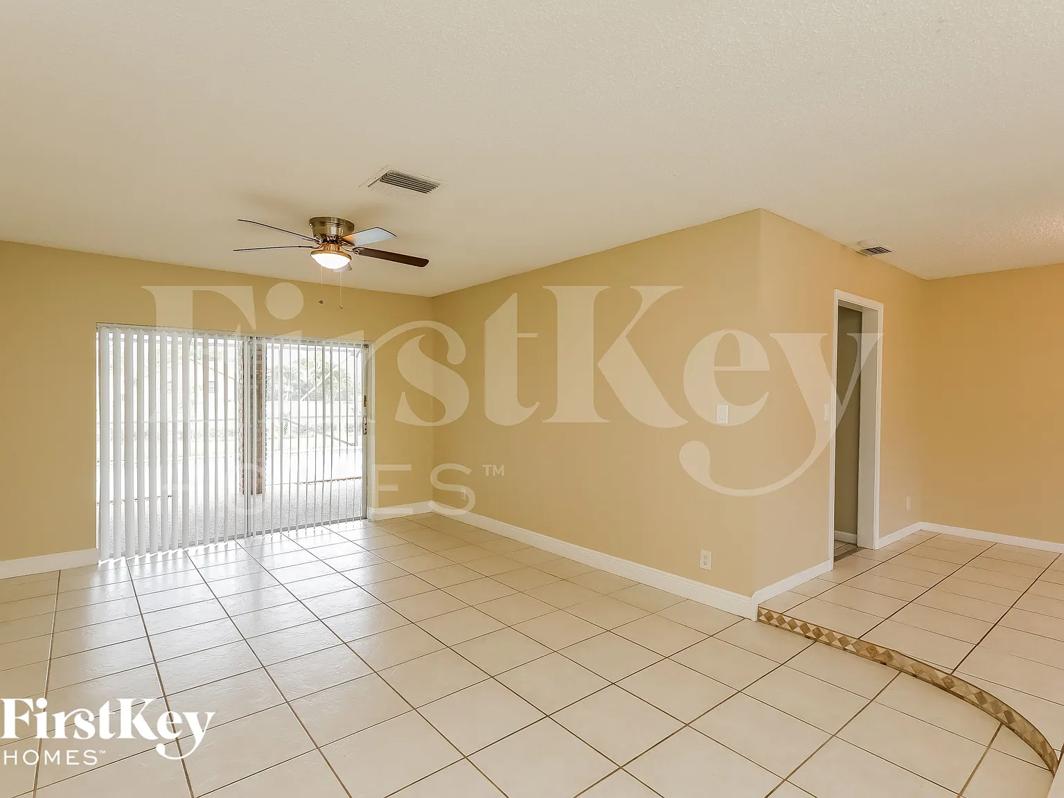 3 bed, 2.0 bath, 2166 sqft, $3,635 — Photo 2