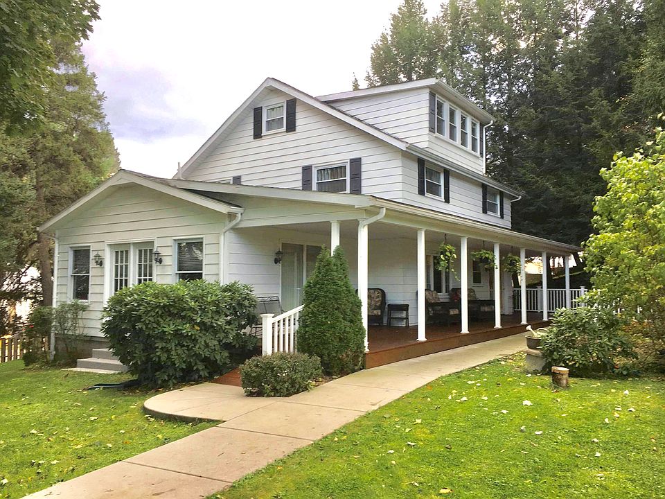 Front of house