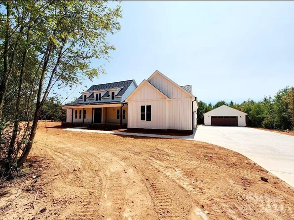 1080 Fincher Rd, Fort Lawn, SC 29714