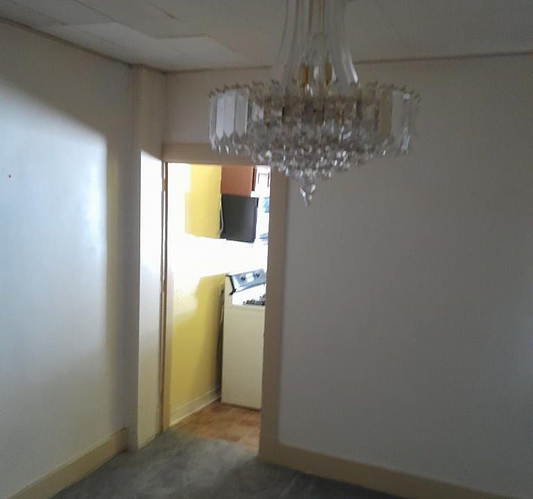 2nd image of 1150 Race St