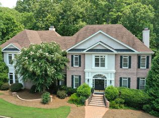 8155 Sentinae Chase Dr, Roswell, GA 30076