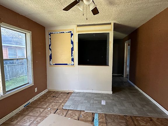 2nd image of 5406 SAN FERNANDO ST