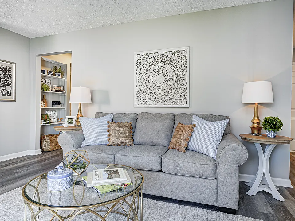Ivy Knoll Apartments