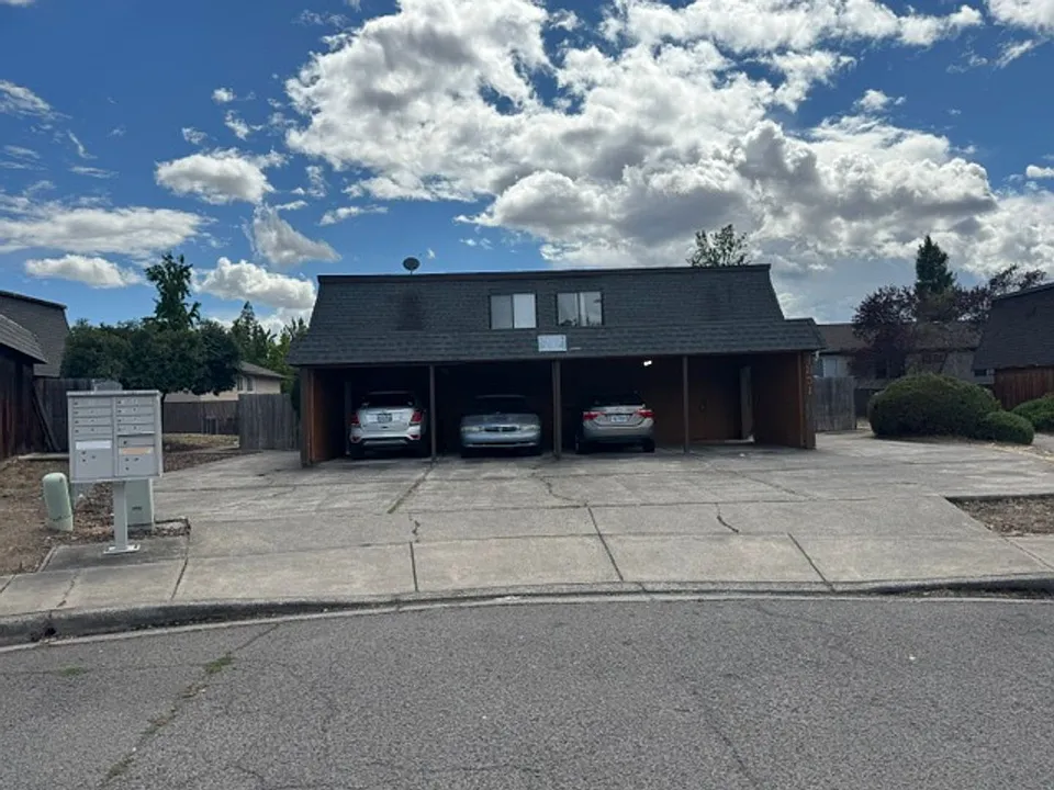 1851 Inner Cir