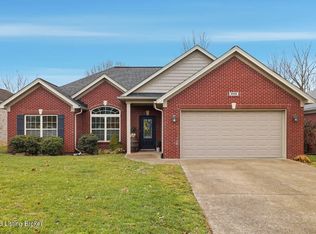 8908 Wooden Horse Dr, Louisville, KY