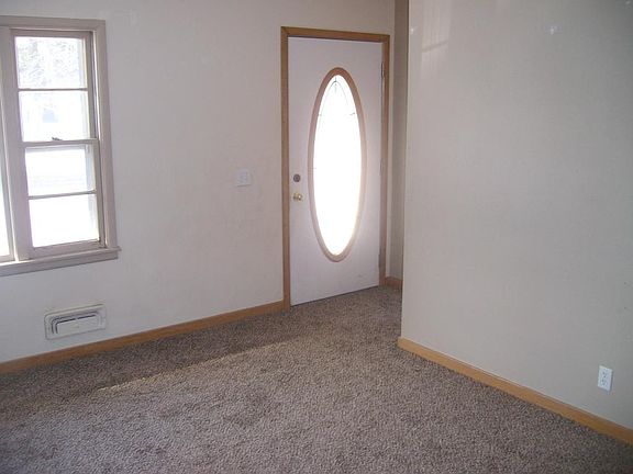 2nd image of 504 Madison St