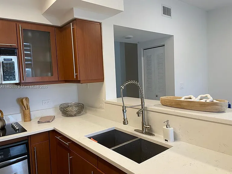2069 S Ocean Dr #Townhouse 12 — Photo 26