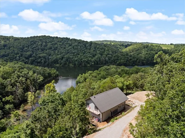 1015 County Road 142, Eureka Springs, AR 72632