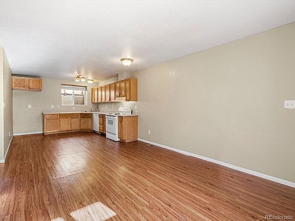 5th image of 1247 Raleigh Street