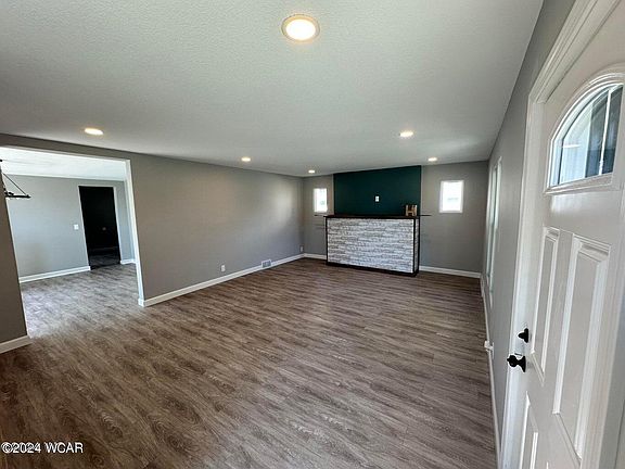 4th image of 601 N Jameson Ave