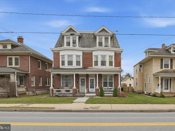 133 W High St, Manheim, PA 17545