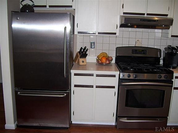 3rd image of 29 Park Dr Unit 29