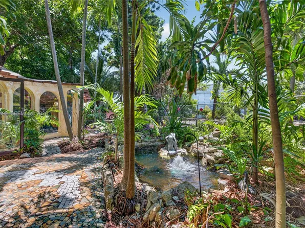 732 NW 43rd Ct, Oakland Park, FL 33309