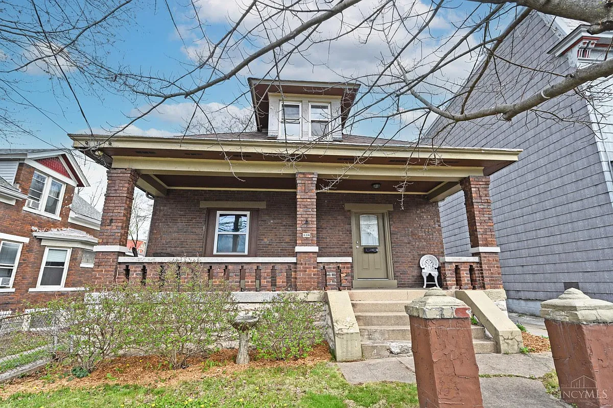 Building Photo - 336 Warner St