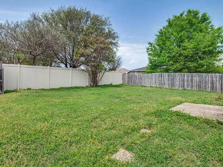 213 Port Ingleside Dr — Photo 11