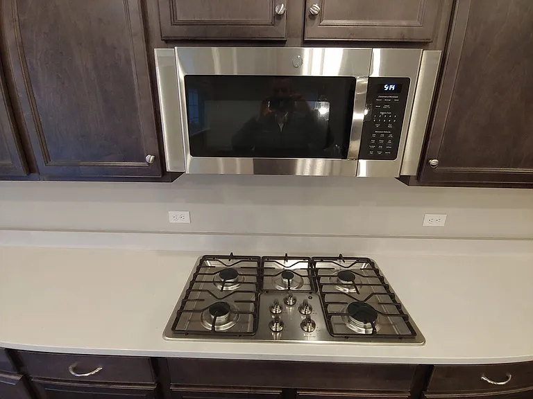1042 Woodgate Ct — Photo 8